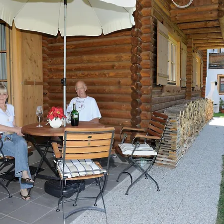 Log Schwalbennest - At The Hill Holiday home *