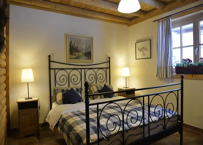 Vakantiehuis In Seefeld Near Slopes & Mountains